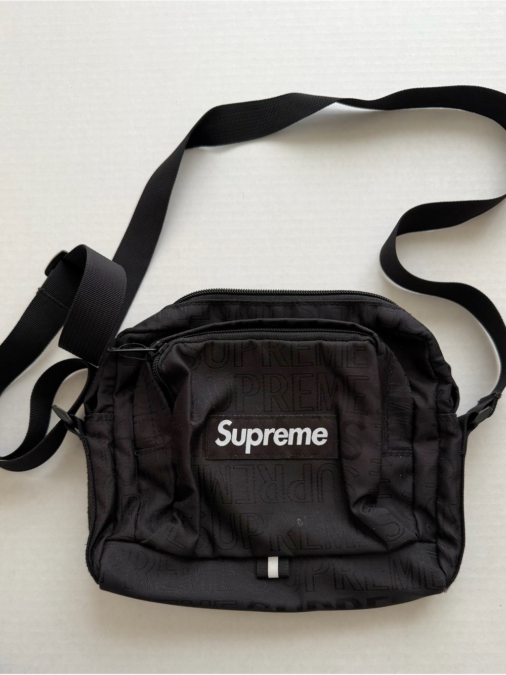 Supreme Shoulder Bag from Fall/Winter 2019 (FW19)